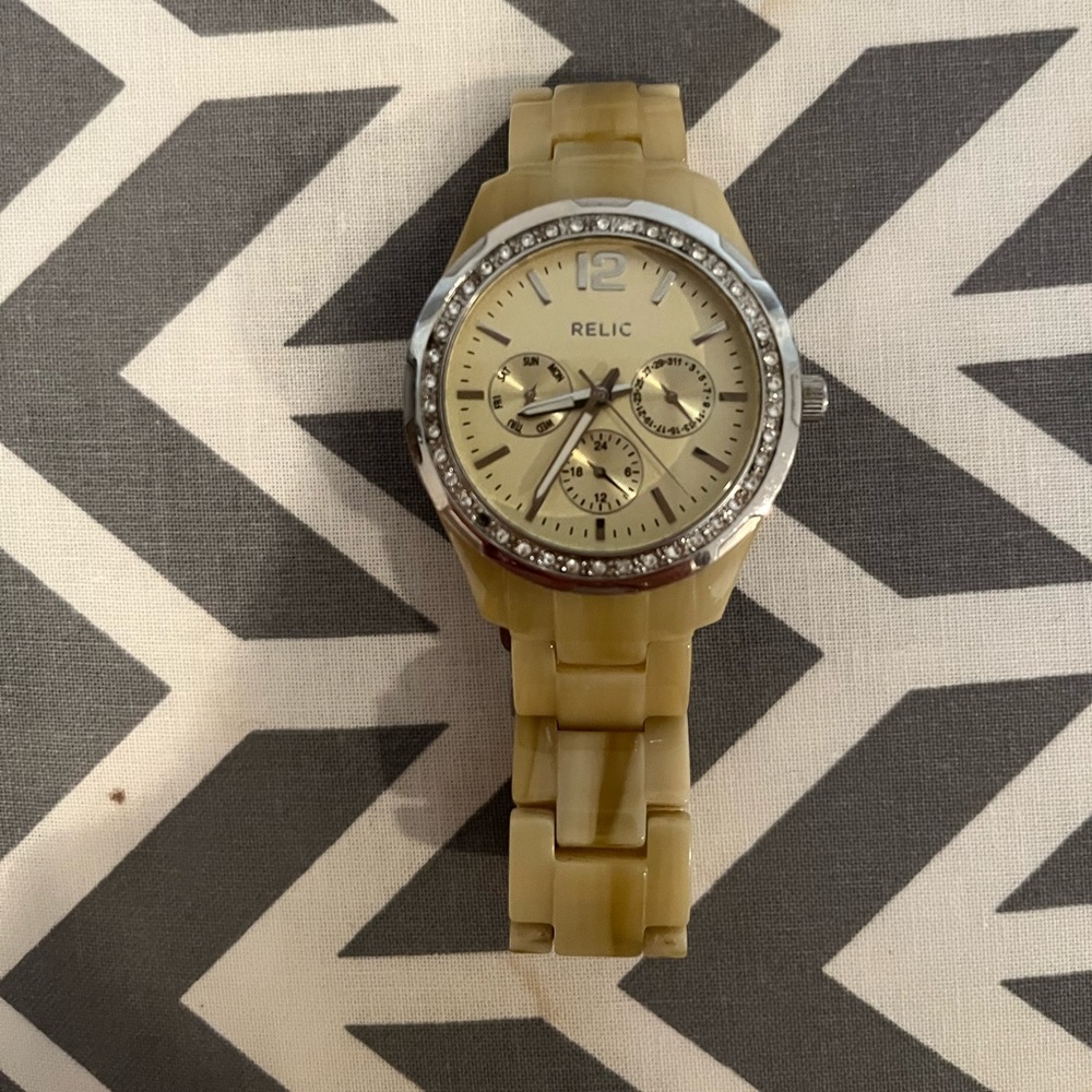 Relic Tan Tortoise Watch
